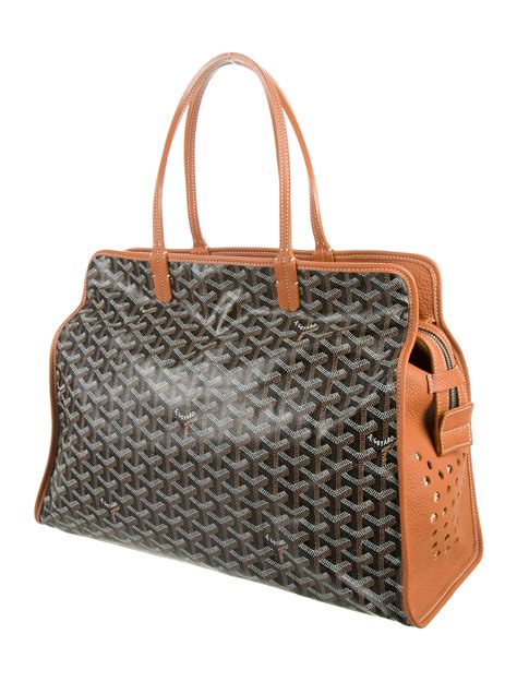 goyard hardy gm size|goyard hardy pm bag.